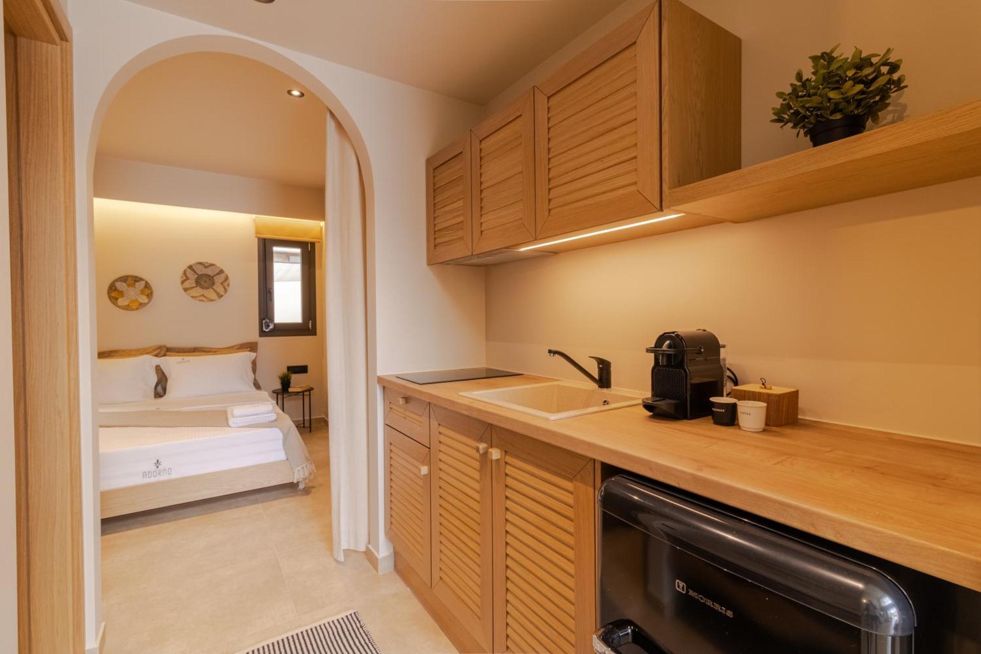 Adorno Private Suites Only Adults & Kids 12 Plus Vrasná Exterior foto