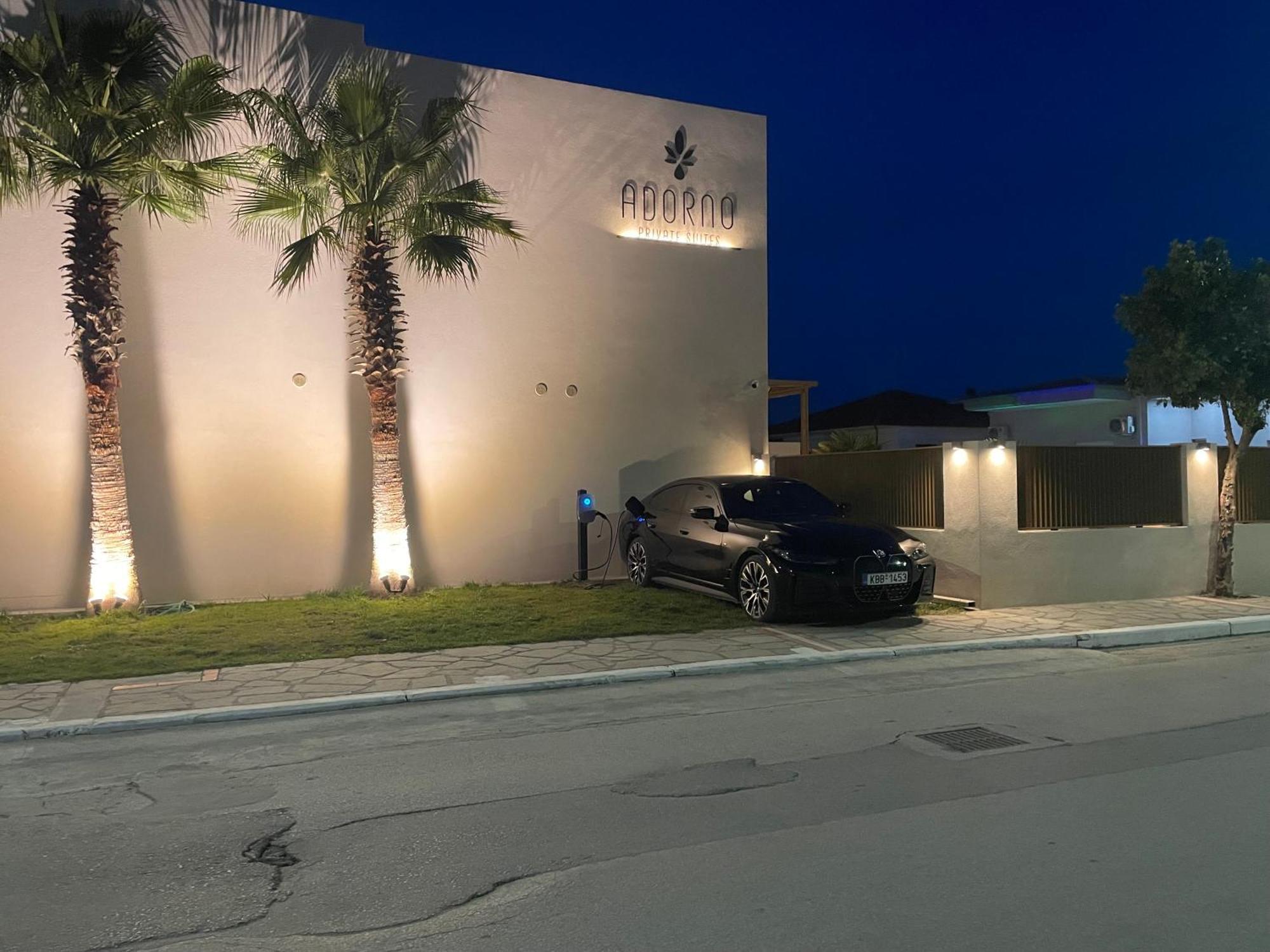 Adorno Private Suites Only Adults & Kids 12 Plus Vrasná Exterior foto
